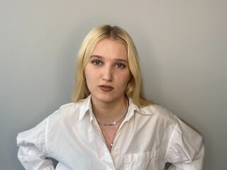 EdithaAmos's Blonde live cam girls Profile Image